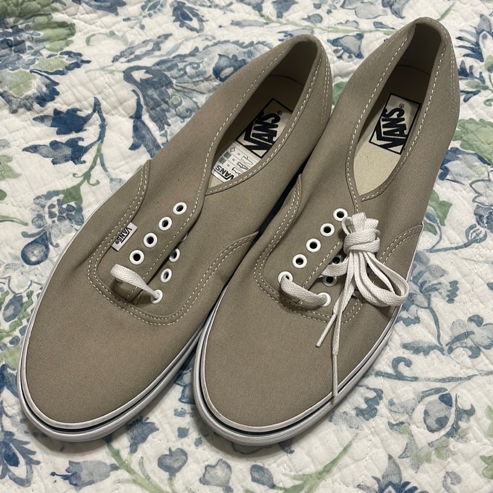 Men’s Beige Vans Size 13